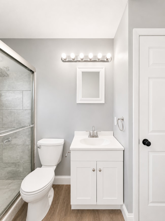 Building Photo - Stylishly Renovated 3-Bedroom Home with Finished Basement & Spacious Fenced Yard