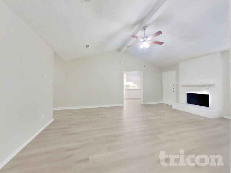 Building Photo - 4511 Burkegate Dr