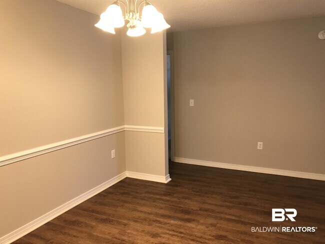 Building Photo - 25855 Argonne Dr