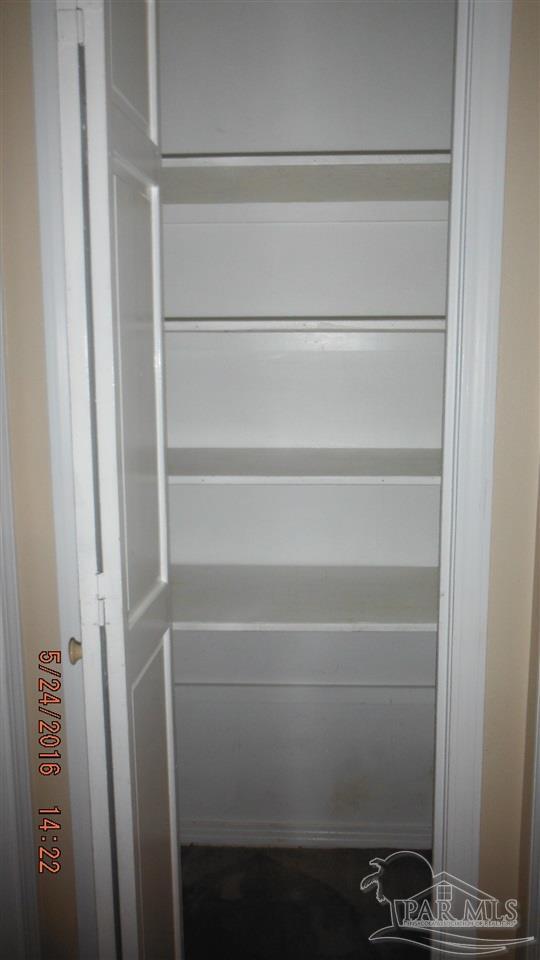 Building Photo - 2361 Sugartree Ct