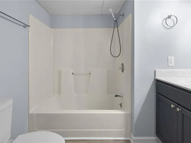 Building Photo - Build Equity While Leasing - Lease-to-Own