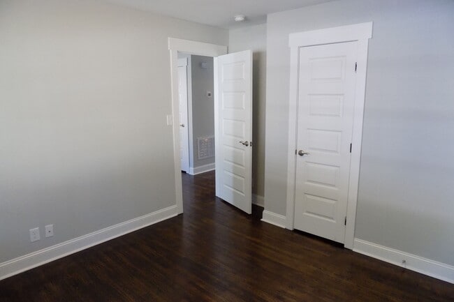 Building Photo - Beautifully Renovated Apartment in Wilmore!