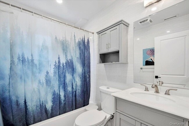 Building Photo - 75 Oakland Ave