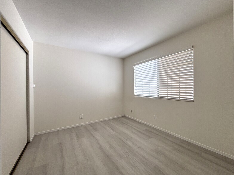 Building Photo - 1800 Edmond St