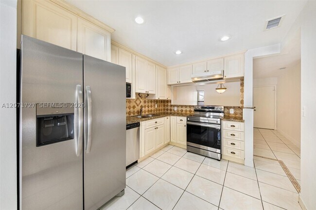 Building Photo - 15157 SW 95th St