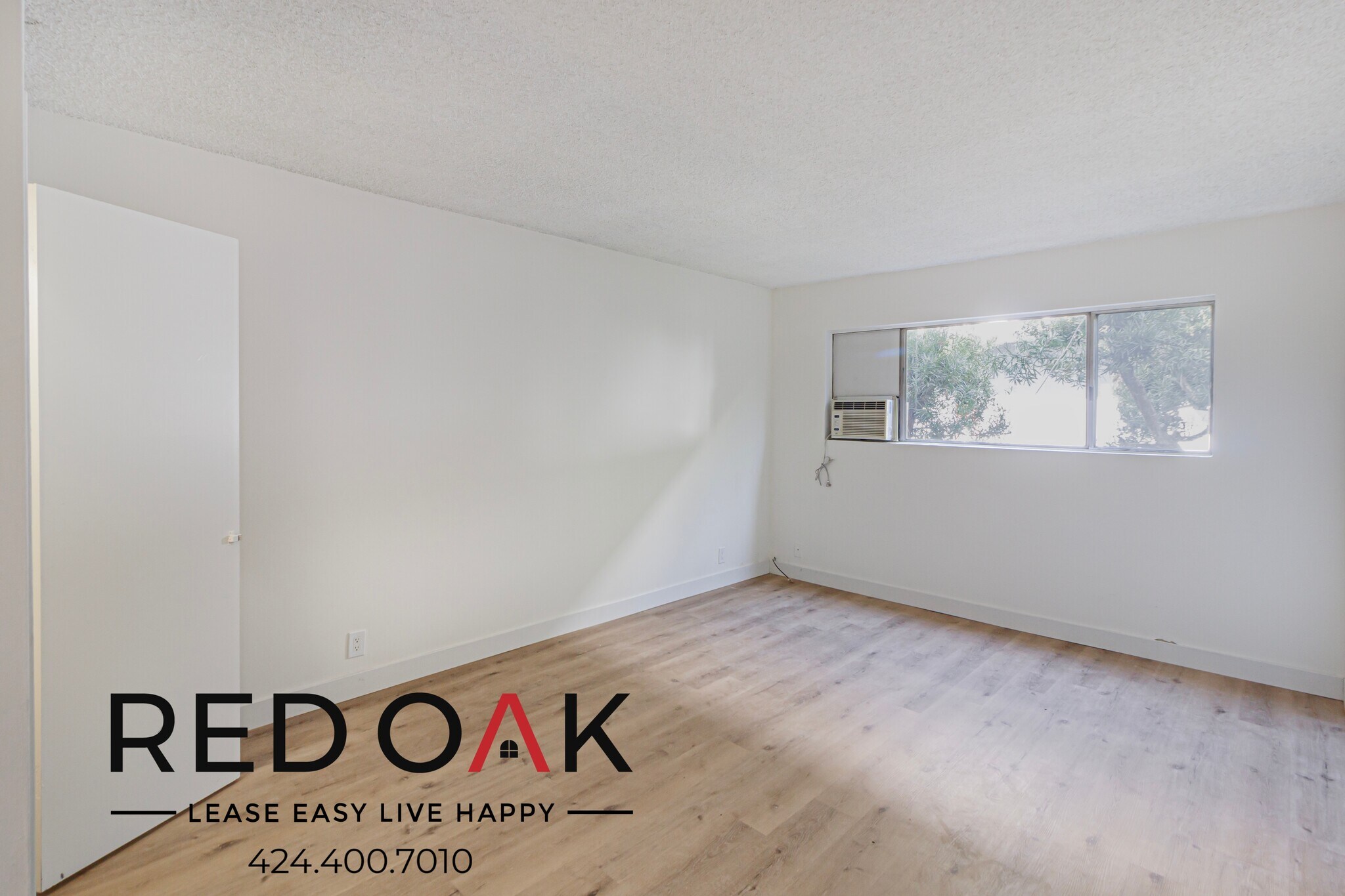 Building Photo - 10535 Lindley Ave