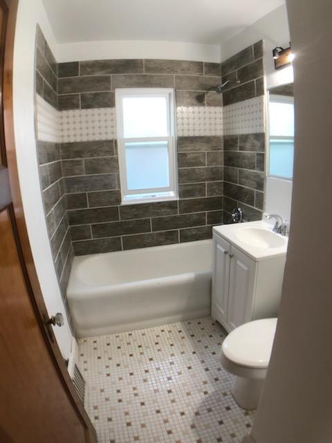 Building Photo - 1962 S 92nd St