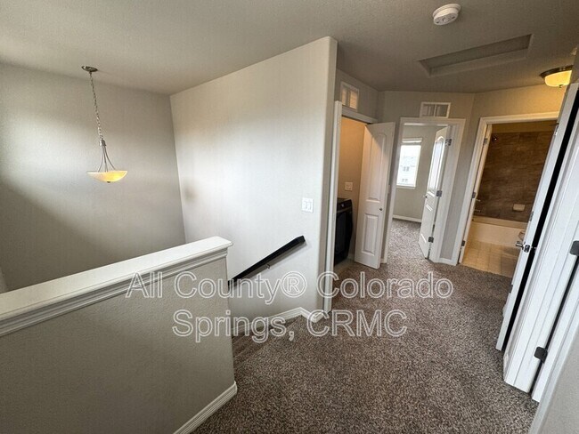 Building Photo - 6471 Weiser Dr