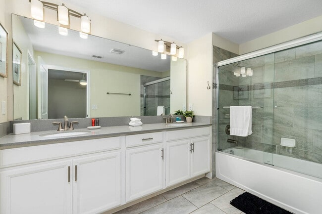 Building Photo - 1563 Sandbagger Dr