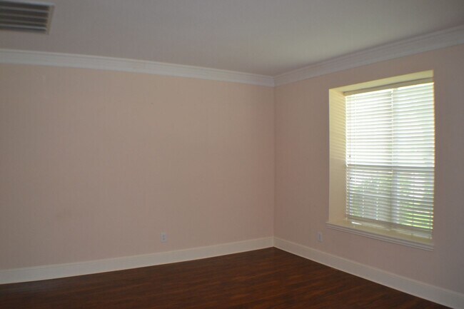 Building Photo - House For Lease in Plano