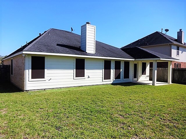 Building Photo - 2420 Avalon Trace Ln