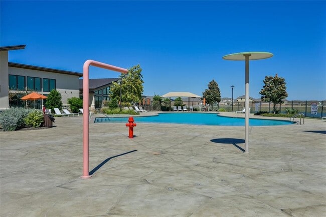 Building Photo - 117 White Steppe Way