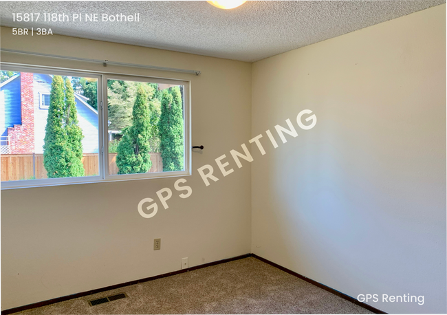 Building Photo - Updated 5-Bedroom Home for Rent in Bothell