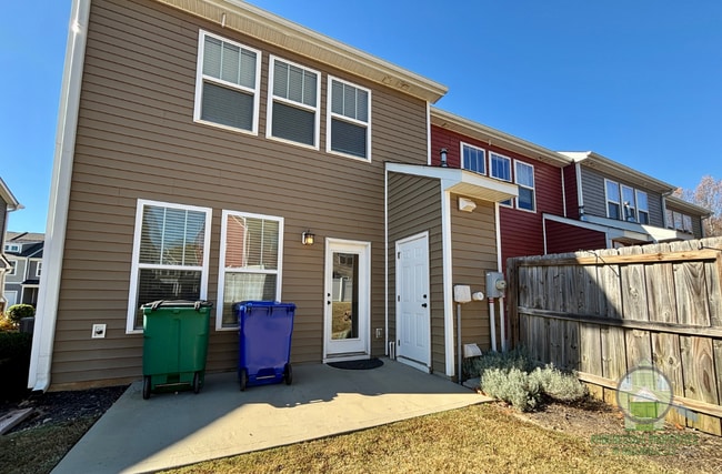 Building Photo - 28 Timber Oak Wy