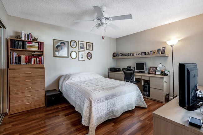 Building Photo - 15831 Loch Maree Ln