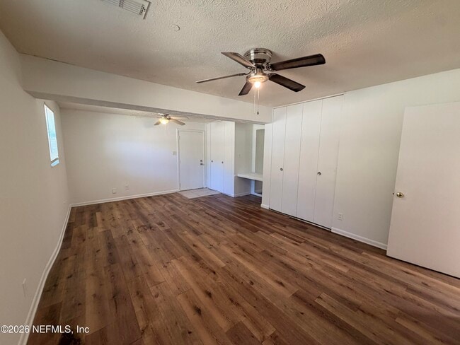 Building Photo - 6631 Bo Peep Dr N