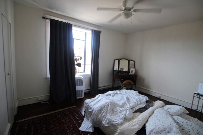 Building Photo - Newly renovated one bedroom unit in a great location in Brewerytown