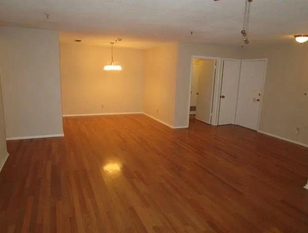 Building Photo - 5212 Cordova Ave