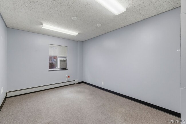 Building Photo - 57 St Johns Parkside