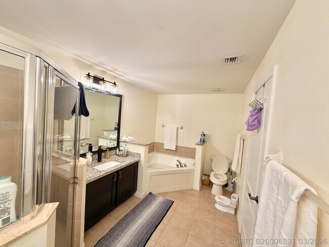 Building Photo - 159 Berenger Walk