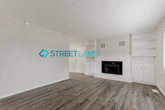 Building Photo - 3727 Breen Dr