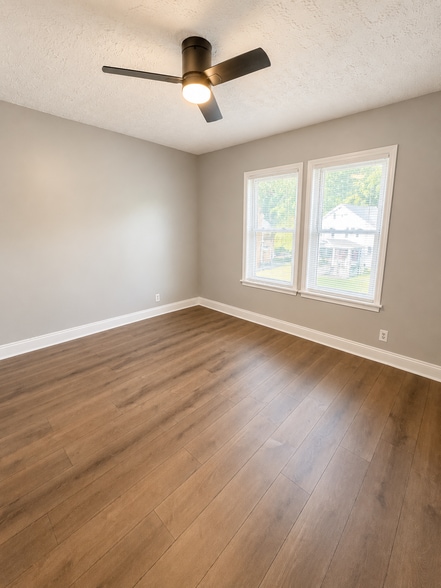 Building Photo - 412 Elberon Ave