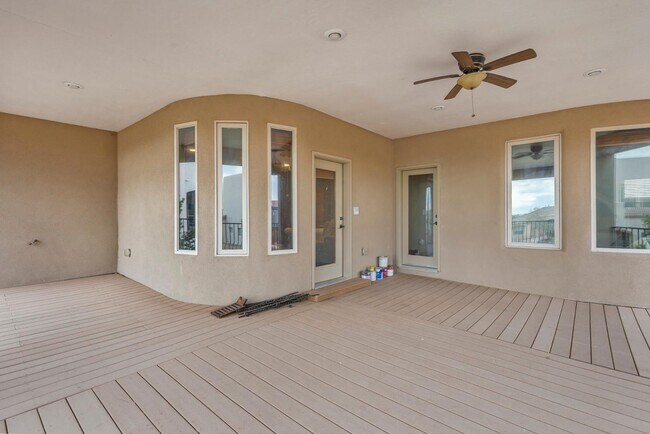 Building Photo - 4613 Croyden Ave NW