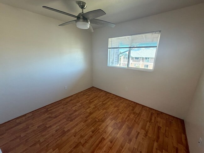 Building Photo - Upstairs Iao Parkside 2/2