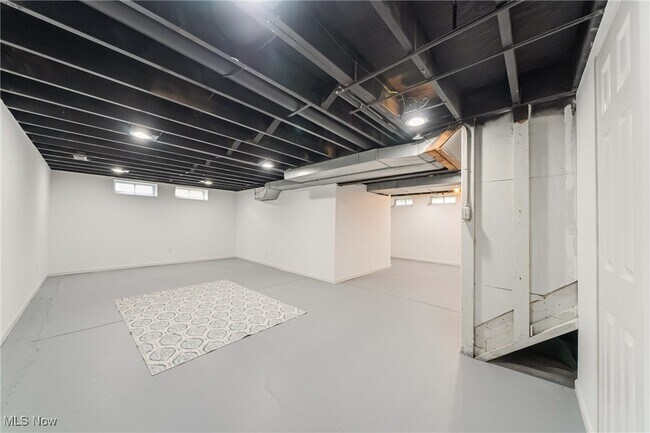 Building Photo - 1682 Mendelssohn Dr