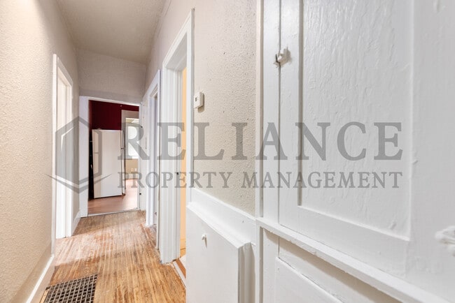 Building Photo - 607 N Lorraine Ave