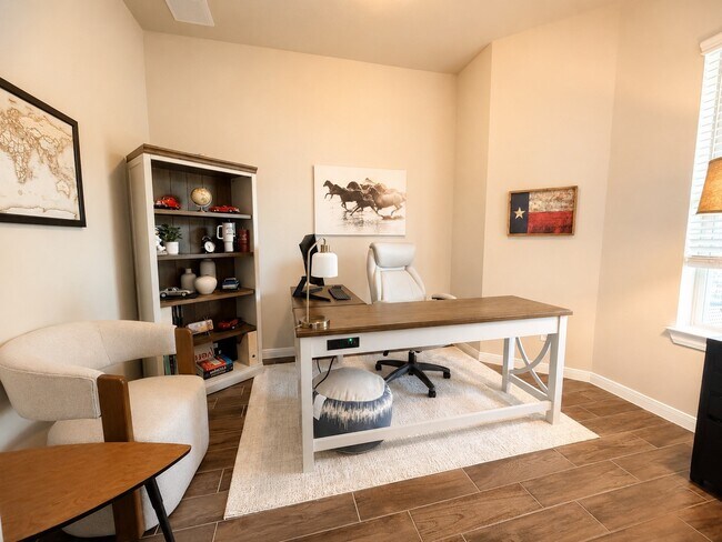Building Photo - 7363 Lake Arrowhead Ln