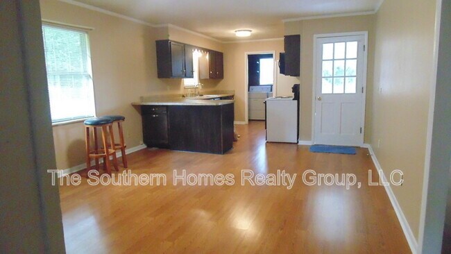 Building Photo - 381 Co Rd 775