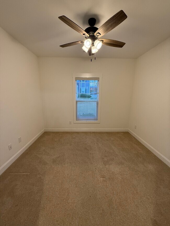 Building Photo - Andrews House