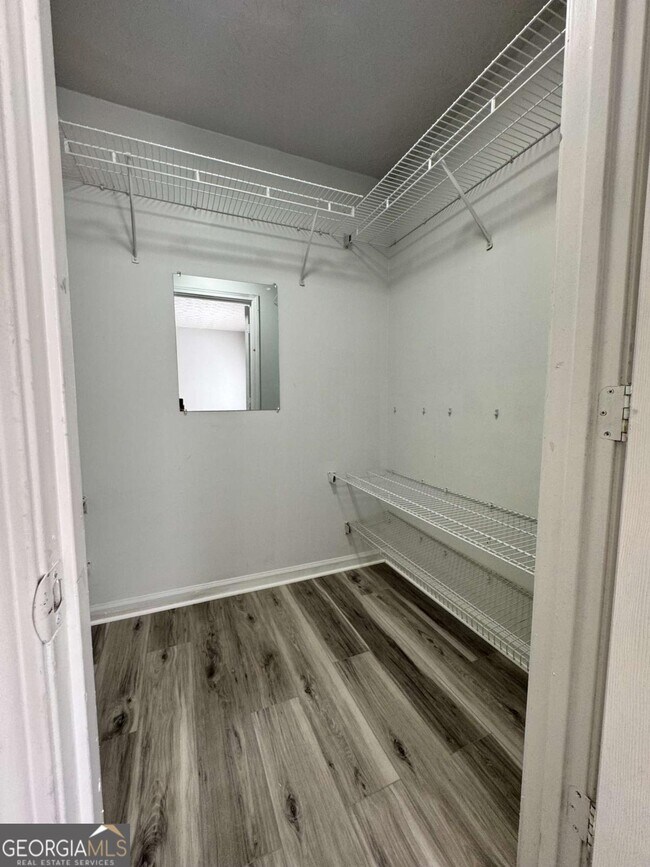 Building Photo - 75 Davis Mill Ct