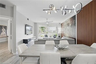 Building Photo - Stunning 2BR Condo in Naples - Lease for three (3) to 12 month.
