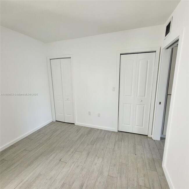 Building Photo - 1601 Meridian Ave