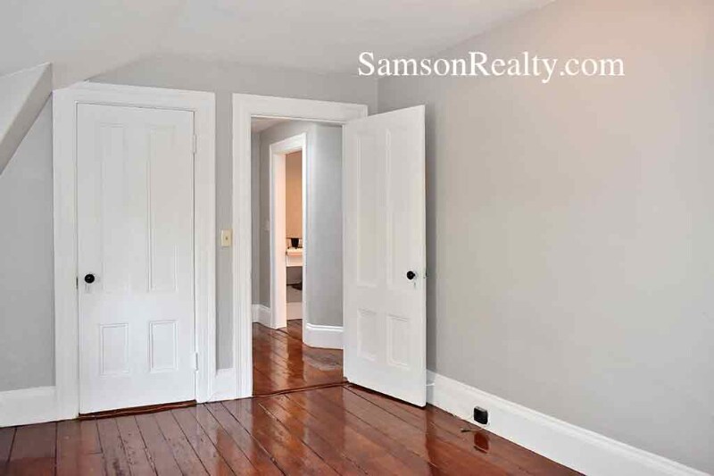 Building Photo - 109 Bowen St