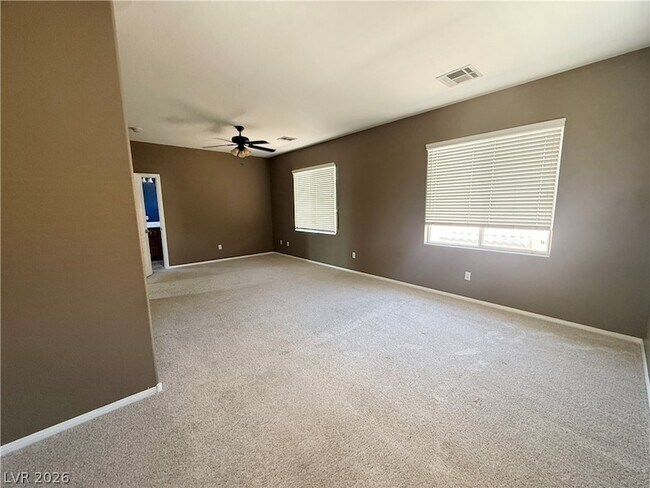 Building Photo - 673 Taliput Palm Pl
