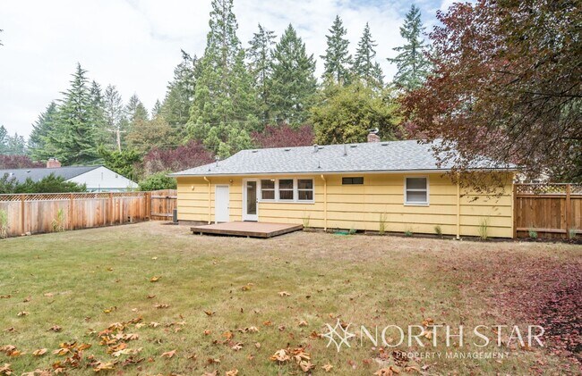 Building Photo - Charming Cottage in Lake Oswego