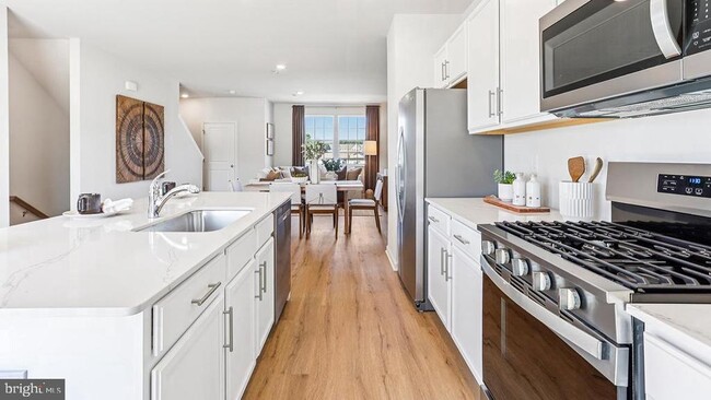 Building Photo - 159 Sandy Rdg Rd