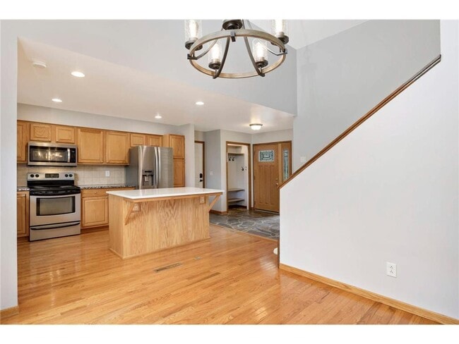 Building Photo - 8666 Windward Cir