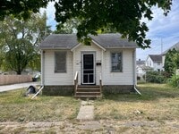 Building Photo - 204 E Orleans St