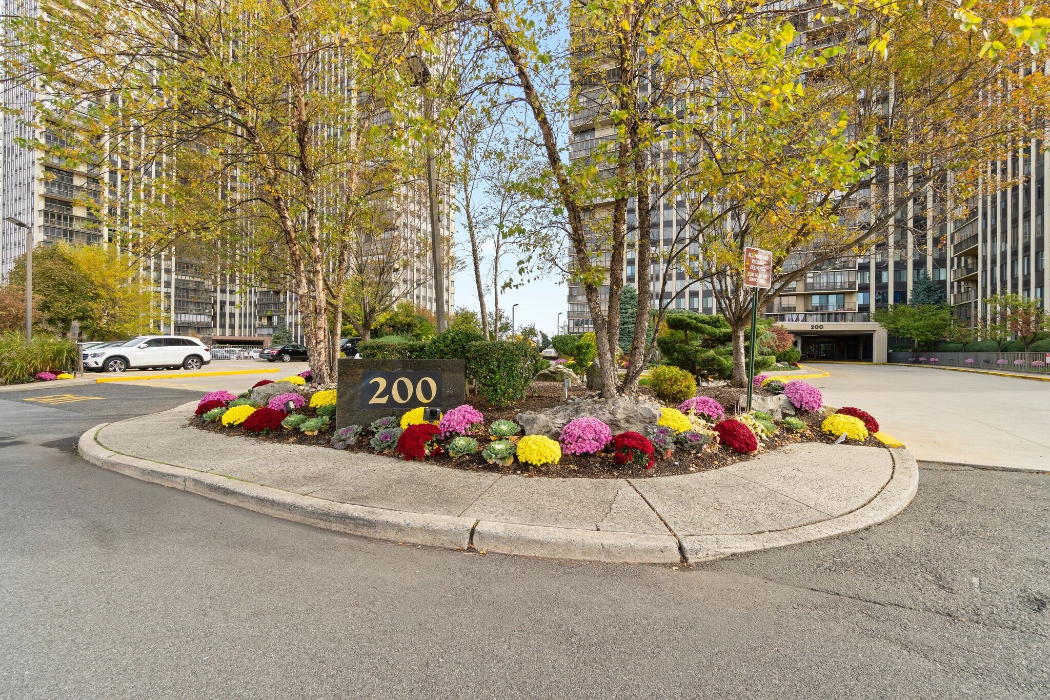 Building Photo - 200 Winston Dr