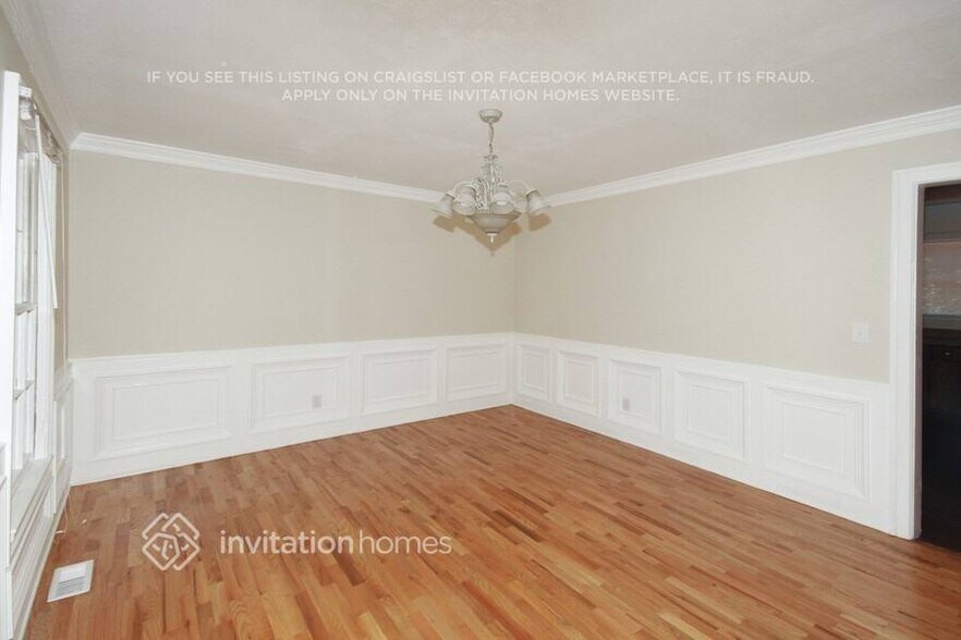 Building Photo - 6959 Whispering Oaks Ct