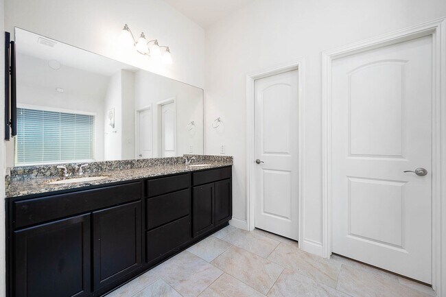 Building Photo - 2622 Mountain Sage Dr