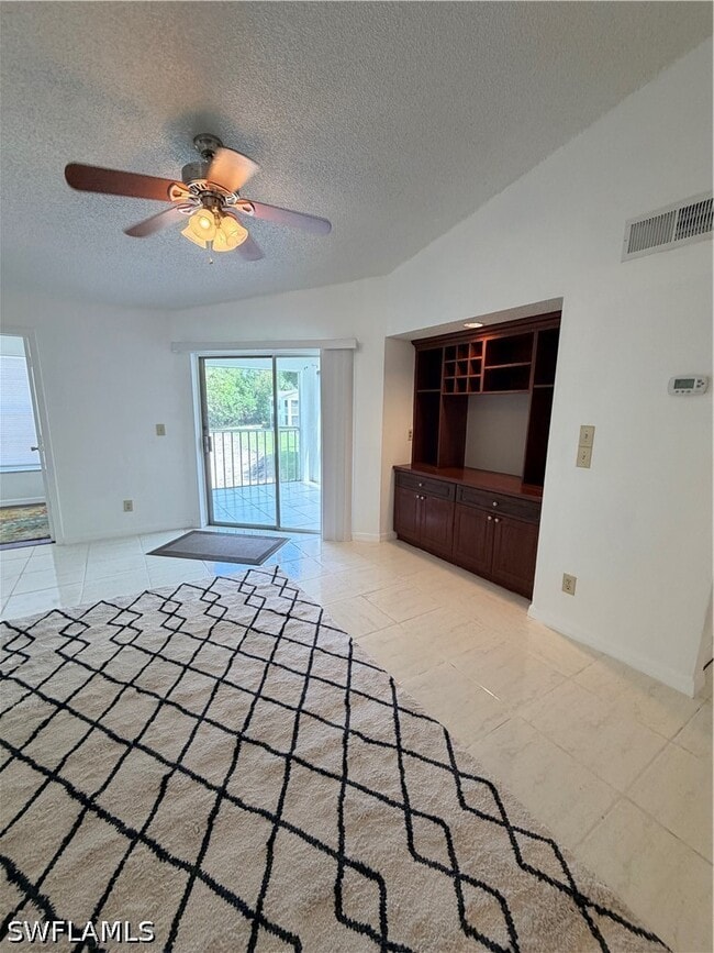 Building Photo - 108 Santa Clara Dr