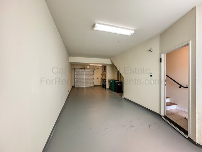 Building Photo - 1209 Wood St