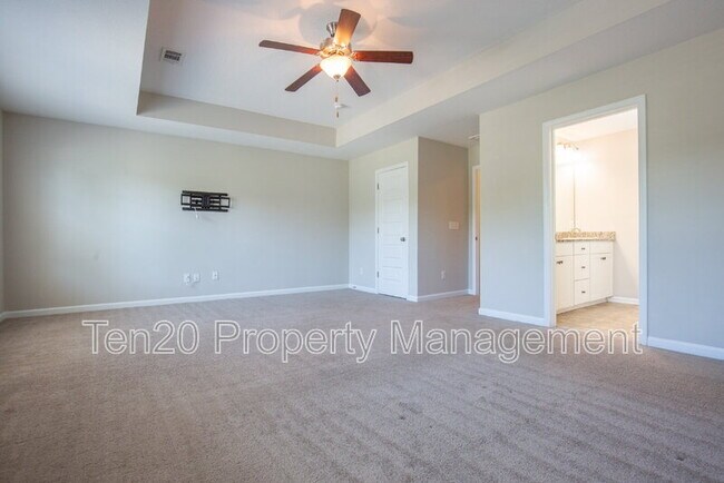 Building Photo - 7272 Sorrel Dr