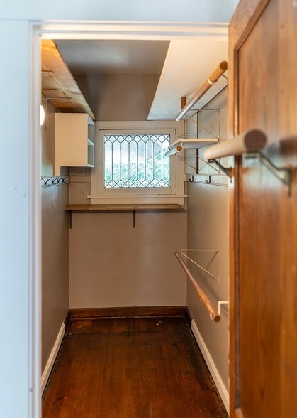 Building Photo - 202 Ridgeland Ave