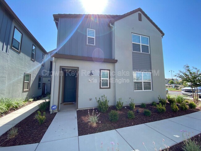 Primary Photo - 17539 Beachwood Rd